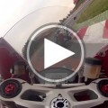 Video de una Ducati 1199 Panigale y una 1199R persiguiendo una Ducati Desmosedici RR