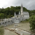 El Gobierno afirma que los guardias civiles que peregrinan a Lourdes fomentan la paz mundial