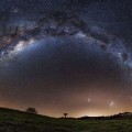 Tres galaxias sobre Nueva Zelanda
