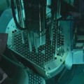 Vídeo del encendido de un reactor nuclear y el efecto de la radiación de Cherenkov