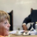 Rajoy promete a Merkel más recortes: "Vamos a seguir con las reformas estructurales"