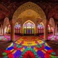 En fotos: los intrincados templos caleidoscópicos de Irán
