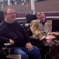 Stephen Hawking presenta la silla de ruedas inteligente basada en linux
