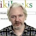 Julian Assange: "No hay elección, tenemos que pasarnos al software libre para nuestra mejor protección"