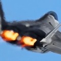Bautismo de fuego del caza invisible F-22 Raptor sobre Siria [ENG]