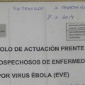 Sanidad envía a los sanitarios el protocolo de actuación antiébola que pedían en mayo
