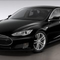Tesla Model D: de 0 a 100 en 3.2 segundos y con conducción semiautónoma