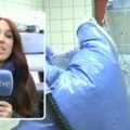 'España directo' emite imágenes de un hospital alemán equipado para el ébola mientras hablaba del Hospital Carlos III