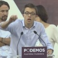 Íñigo Errejón (Podemos) se explica sobre el derecho de decidir de los catalanes (CAT)