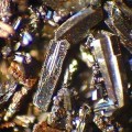 Científicos crean el fullerito, un material más duro que el diamante