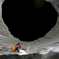Científicos revelan imágenes sorprendentes dentro del misterioso agujero siberiano (ENG)