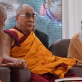 El Dalai Lama dice que “Occidente es una puta mierda de los cojones” [HUMOR]
