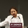 Pablo Iglesias declara ingresos de 70.000 euros, una casa rústica en Ávila y una moto