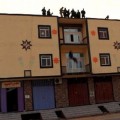 Militantes del Estado Islámico lanzan desde un edificio a un hombre por ser 'gay'