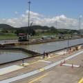 Sacyr obtiene 234 millones de dólares y seis meses más de plazo en el Canal de Panamá