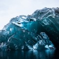 La rara imagen de un iceberg volteado en la Antártida (ENG)