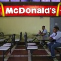 Las ventas de McDonald's caen ante el aumento de productos más saludables