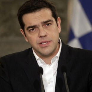 Tsipras advierte al BCE: "Grecia no aceptará más órdenes recibidas por e-mail"