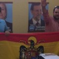 Dimiten dos dirigentes de Nuevas Generaciones por exhibirse con una bandera franquista (cat)