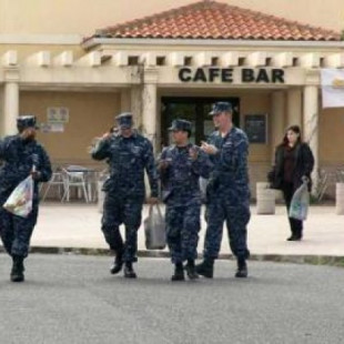 Soldados estadounidenses dan una paliza a seis onubenses en un bar de Sevilla