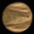 La gigantesca "Y" del cielo de Venus se debe a una onda distorsionada por el viento