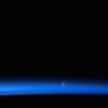 La salida de la Luna desde la Estación Espacial Internacional