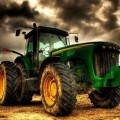 A John Deere le da igual que pagues por sus tractores: siguen siendo suyos, y la clave está en el software
