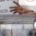 La Junta Electoral ve problemas para votar de 1,8 millones de españoles en el exterior