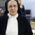 El Papa respalda a la monja sor Lucía frente a la campaña del PP y de los ultracatólicos contra ella