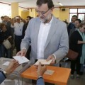 Sin noticias de Rajoy, que comparecerá casi 24 horas después de conocerse el resultado