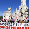 El PSOE se moviliza para ocultar su apoyo al blindaje de las empresas en el TTIP