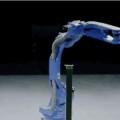 Enseñan a un robot a usar la katana como un maestro de esgrima japonesa