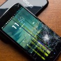 Reparar tu móvil es posible y deberías hacerlo más a menudo