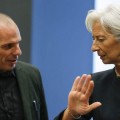 Lagarde, a Varufakis: "Hola, te saluda la criminal en jefe"