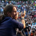 Iglesias presenta a la dirección de Podemos su lista a las generales, en la que aparece Tania Sánchez