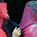 Dos hermanas en la India condenadas a ser violadas por la responsabilidad de su hermano