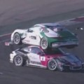 Toma accidente raro y curioso en la Porsche Carrera Cup