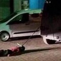 Turquia: fotos muestran a la policia arrastrando el cadaver de un kurdo en un vehiculo  [ENG]