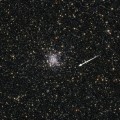Una ‘microlente’ misteriosa cerca del cúmulo globular NGC 6553