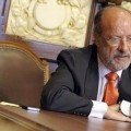 Ultimátum del PSOE de Valladolid a León de la Riva: o devuelve el móvil o se verán en los juzgados