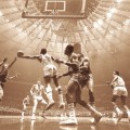 Bigotes, peinados afro, gabardinas de cuero: la leyenda de los Knicks setenteros en la NBA
