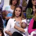 Rompedora TVE: dan el pecho a sus hijos y hacen autoexploración de mama en directo