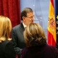 Los “empleados públicos” a los que Rajoy saludó en la Oficina Anticorrupción eran en realidad secretarias del ministro