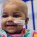 Un tratamiento pionero cura a una niña con leucemia en Reino Unido