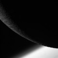 Cassini completa el sobrevuelo más cercano realizado sobre Encelado