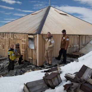 Una expedición alcanza la cabaña de Douglas Mawson en la Antártida [Eng]