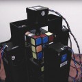 Este robot puede resolver un cubo de Rubik en un segundo