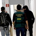 La Guardia Civil entra en el grupo municipal del PP de Valencia: "Dejen lo que estén haciendo"