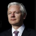 Assange agradece su "victoria" a Baltasar Garzón