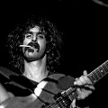 Frases de Frank Zappa para dejar de vivir en un mundo de idiotas